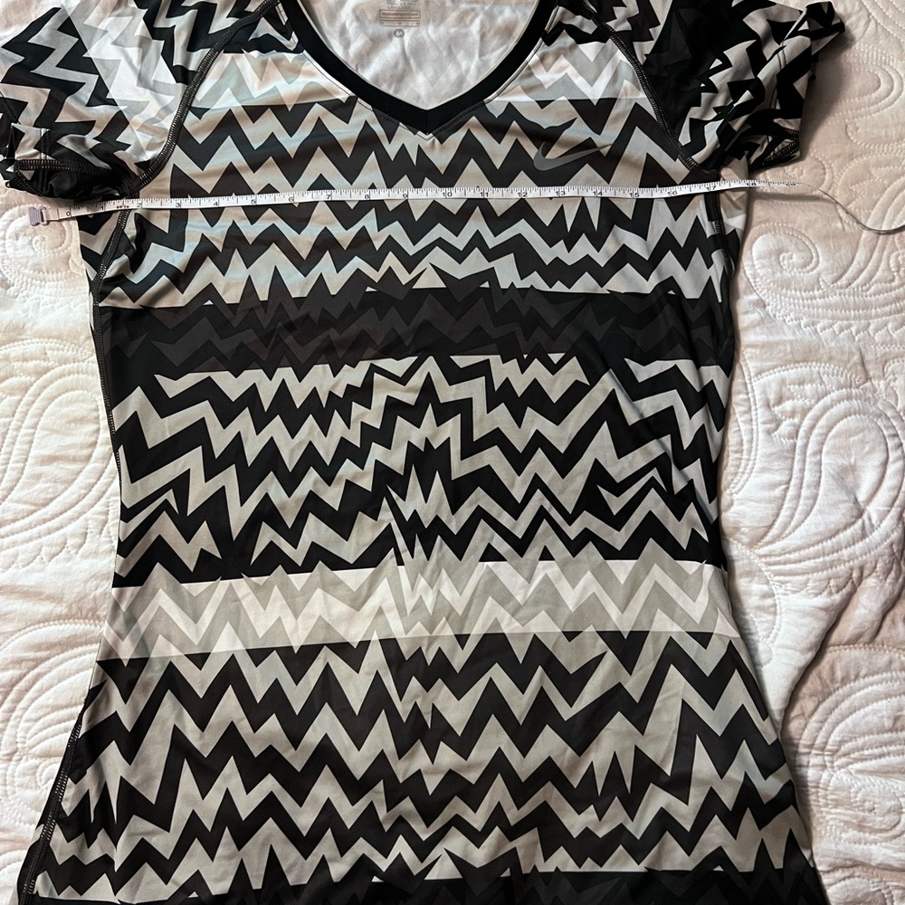 Nike Black and White Graphic Fitted Dri-Fit shirt
